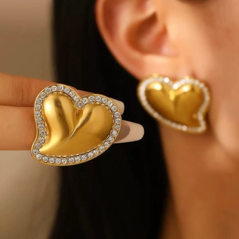 18K Gold Plated Stainless Steel Love Shaped Earrings With Stone Details